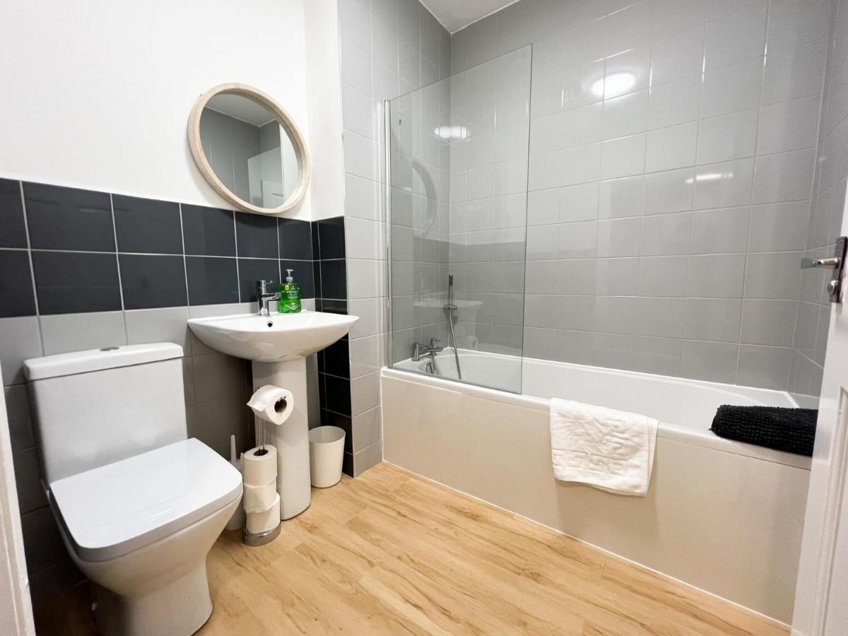 Glasgow 2 Bedroom Apartment Екстериор снимка