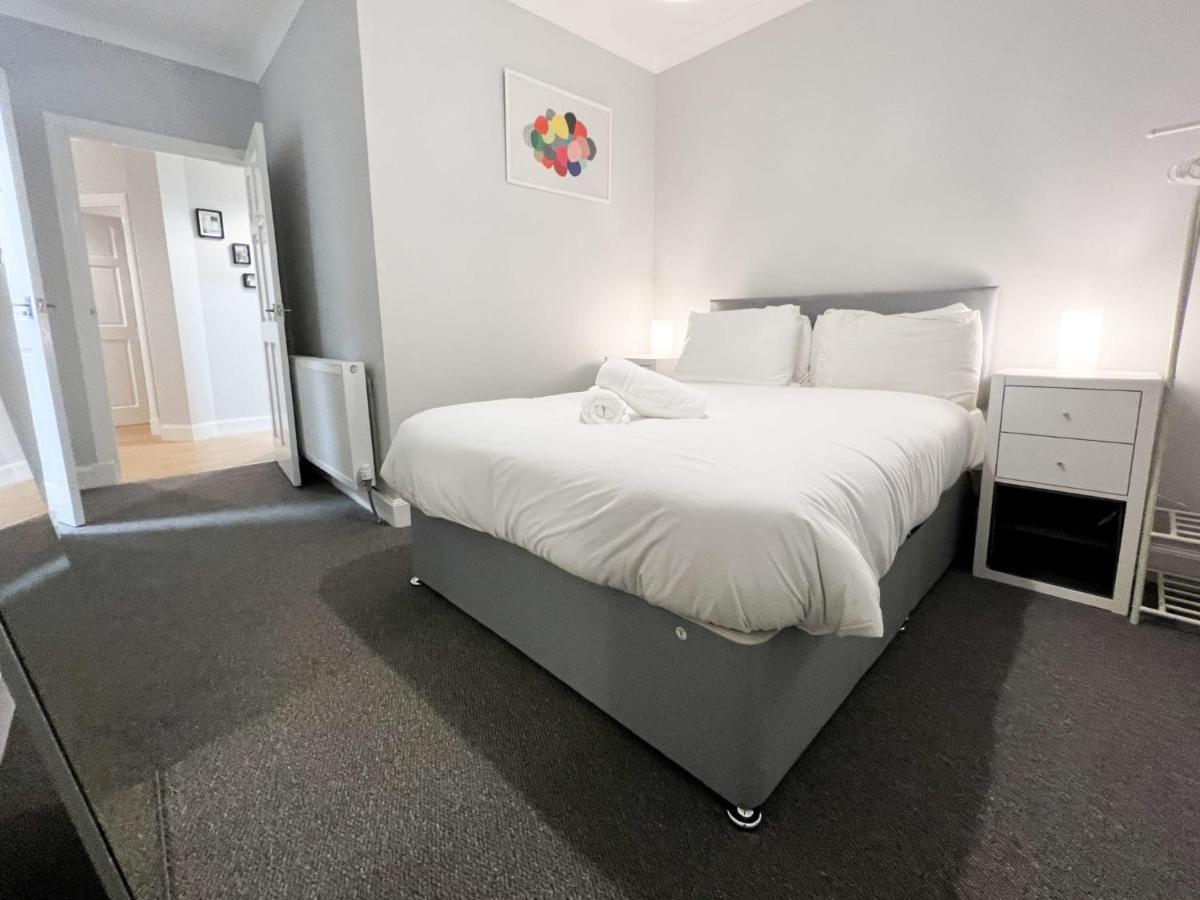 Glasgow 2 Bedroom Apartment Екстериор снимка